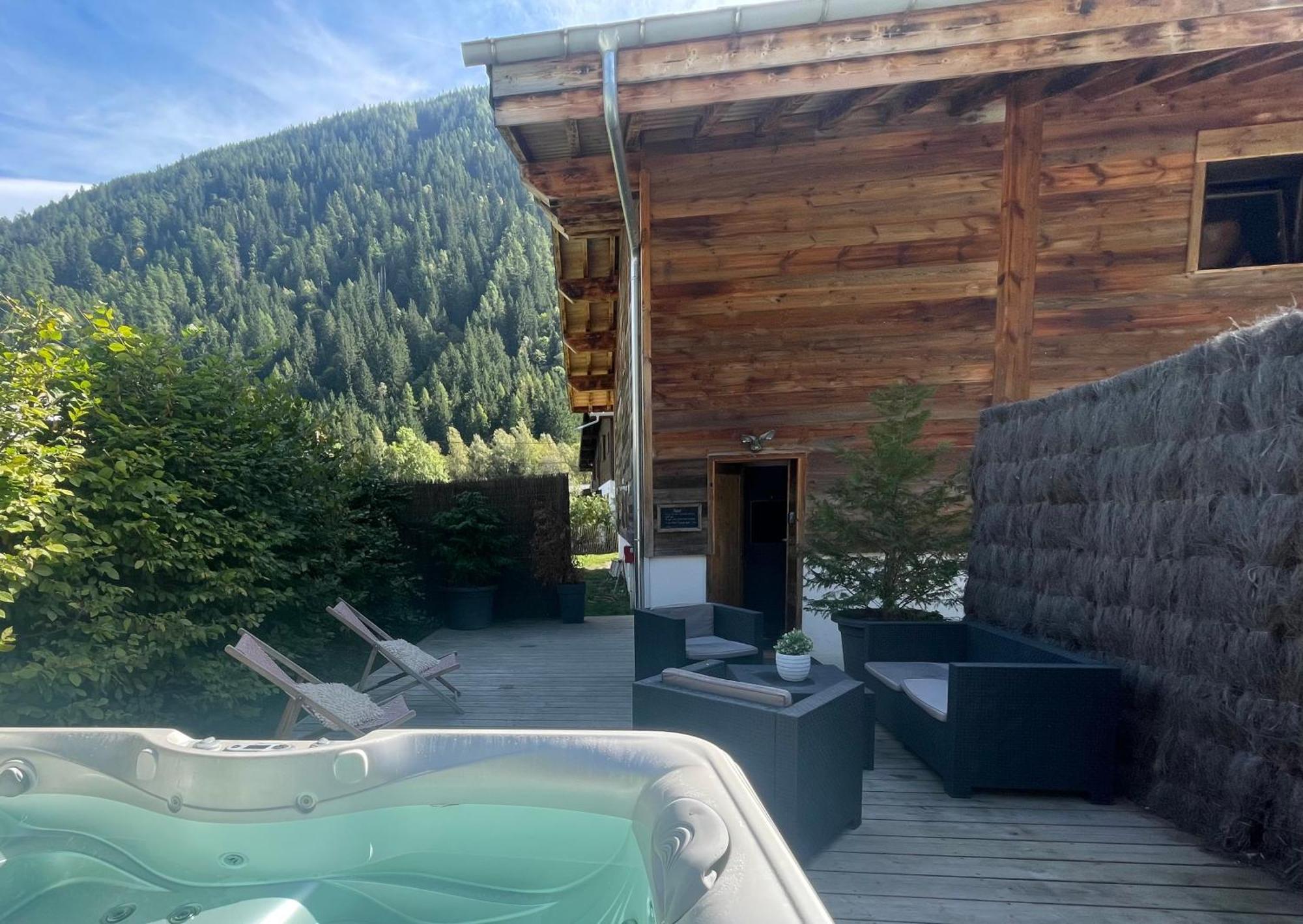 Le Petit Nicolas, Jacuzzi, Vue Mont Blanc Chalé Chamonix